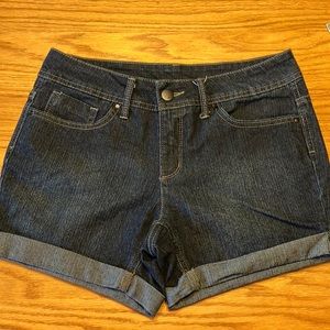 EUC Sz 6 Faded Glory Jean shorts